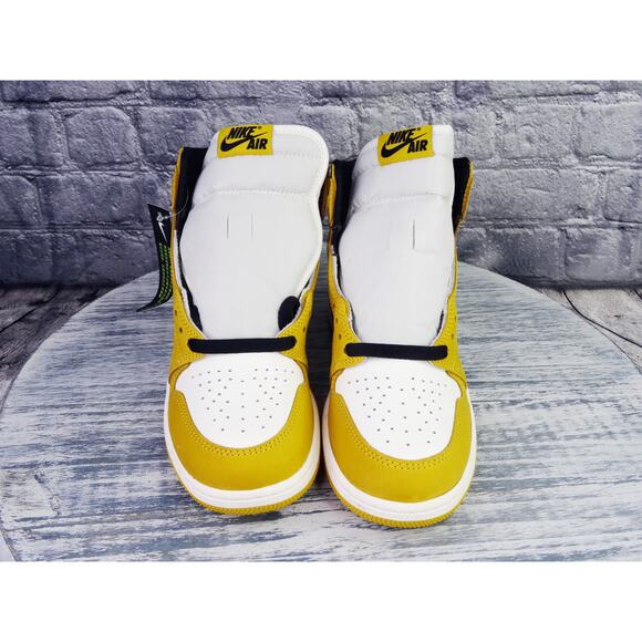 Jordan 1 Retro High GS "Yellow Ochre" Yellow Ochre/Black-Sail 6Y Women 7.5 NIB - Picture 4 of 10